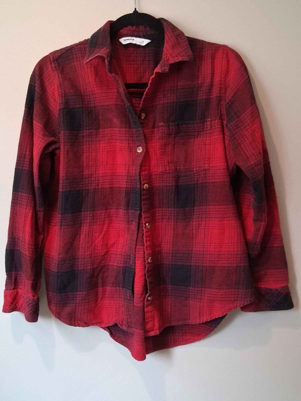 Sonoma Womens Flannel Top Size M Red Black Plaid Long Sleeve Button Up Shirt